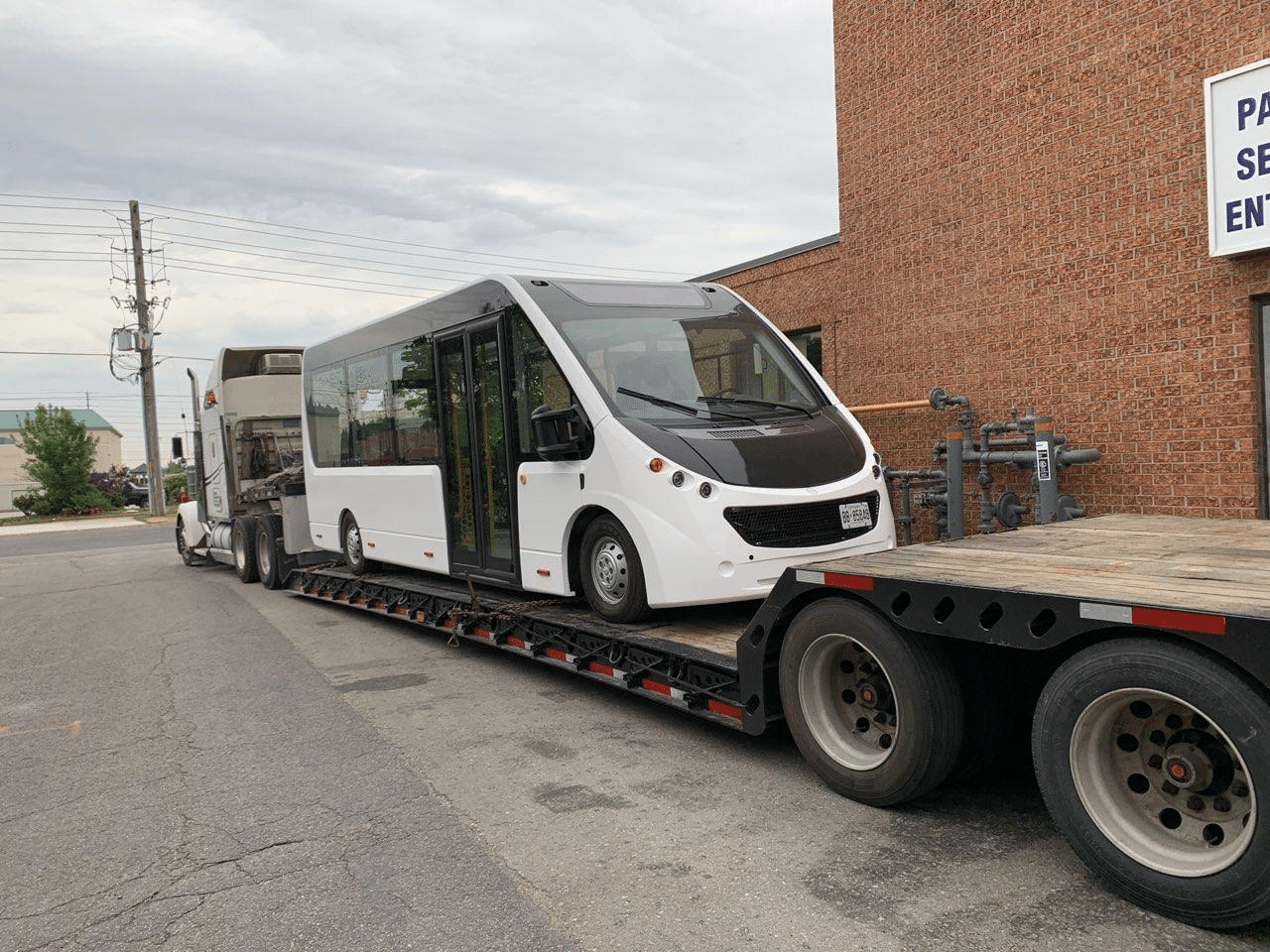 Electric Bus Hauled Across the Canadian Border
