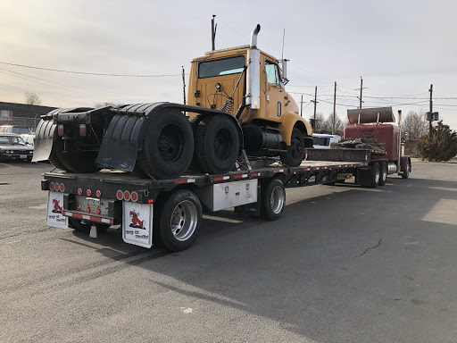 International 8200 Day Cab