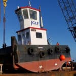 steev boat close up