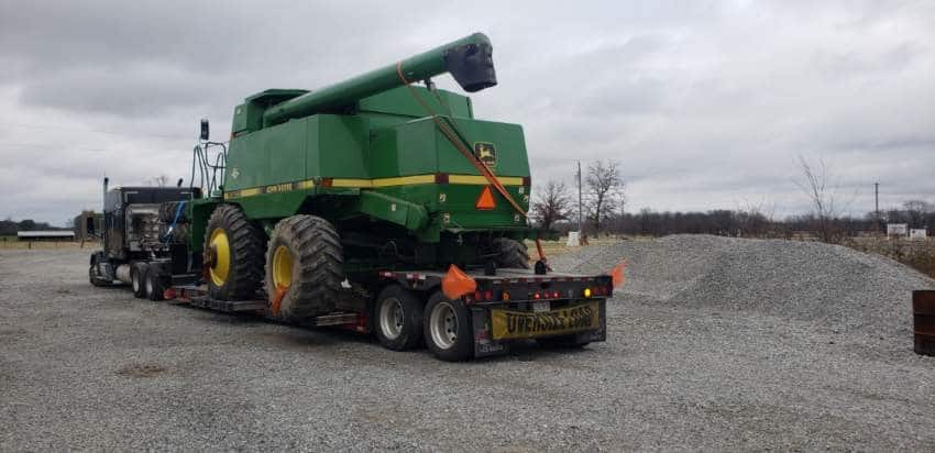 John Deere 9600 Combine with Duals