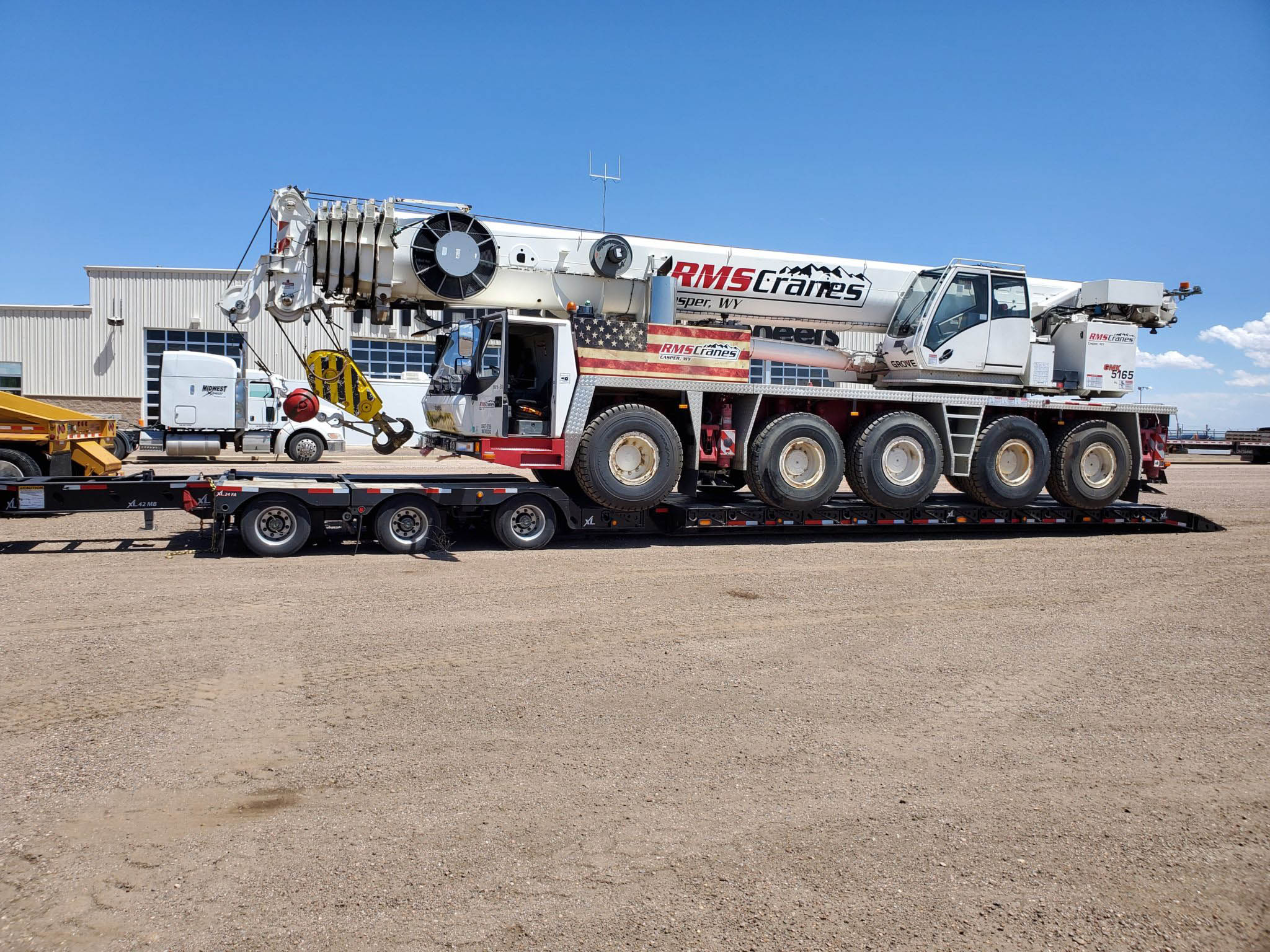 GROVE 5165 Crane Truck