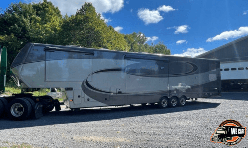 Transporting a 5th Wheel.