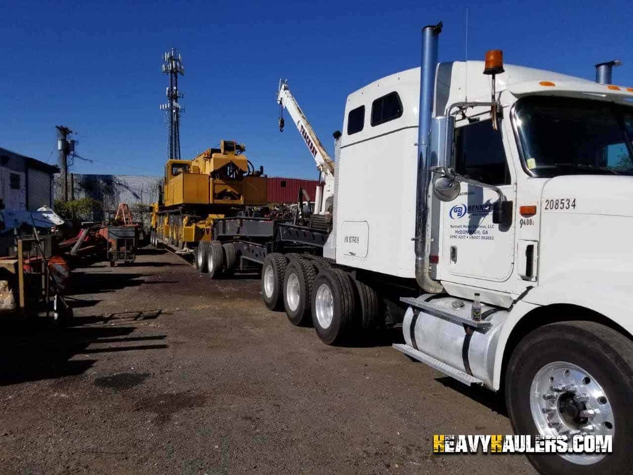 Hauling Grove TM800 Crane