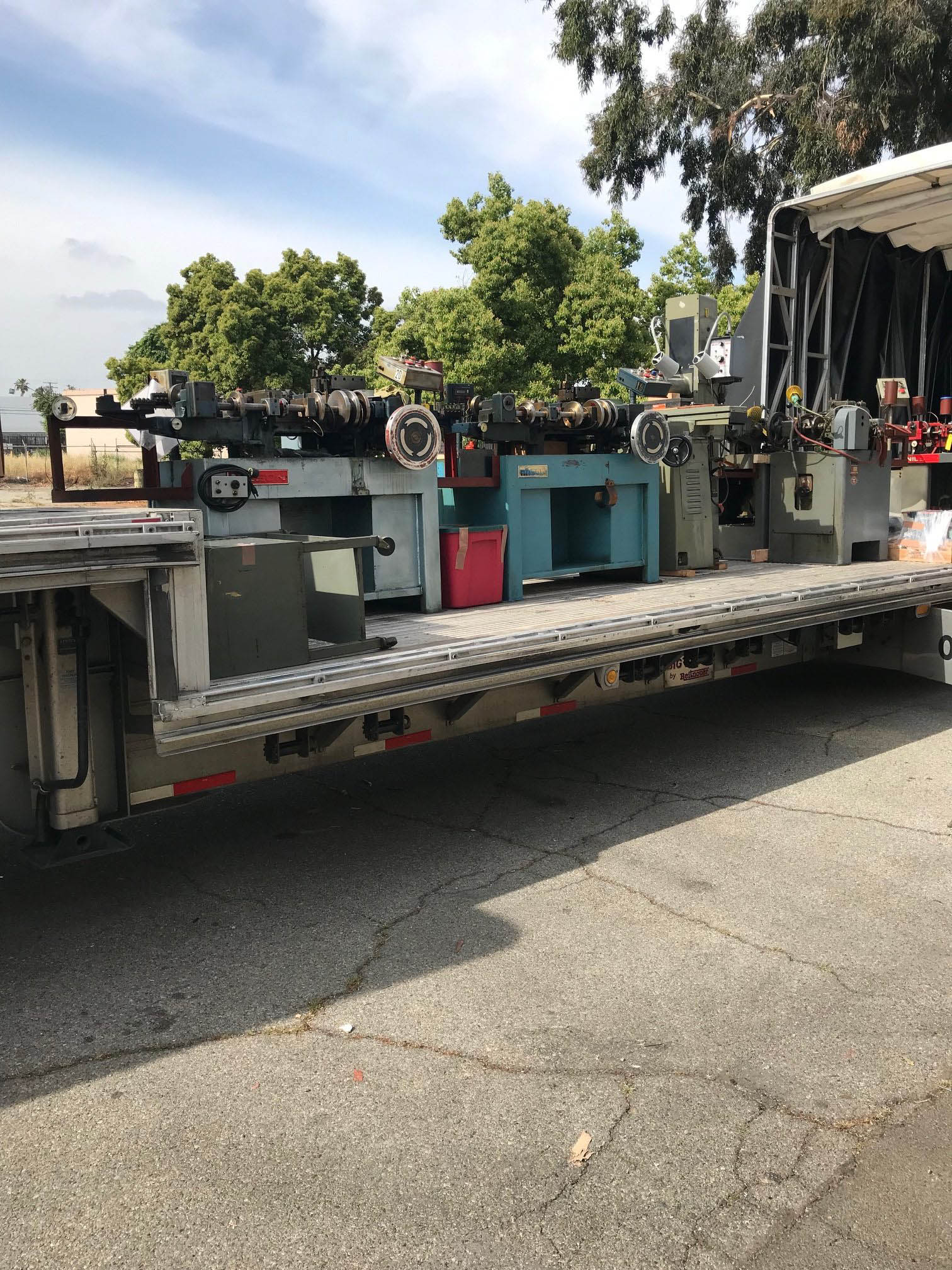 Machines on Flatbed