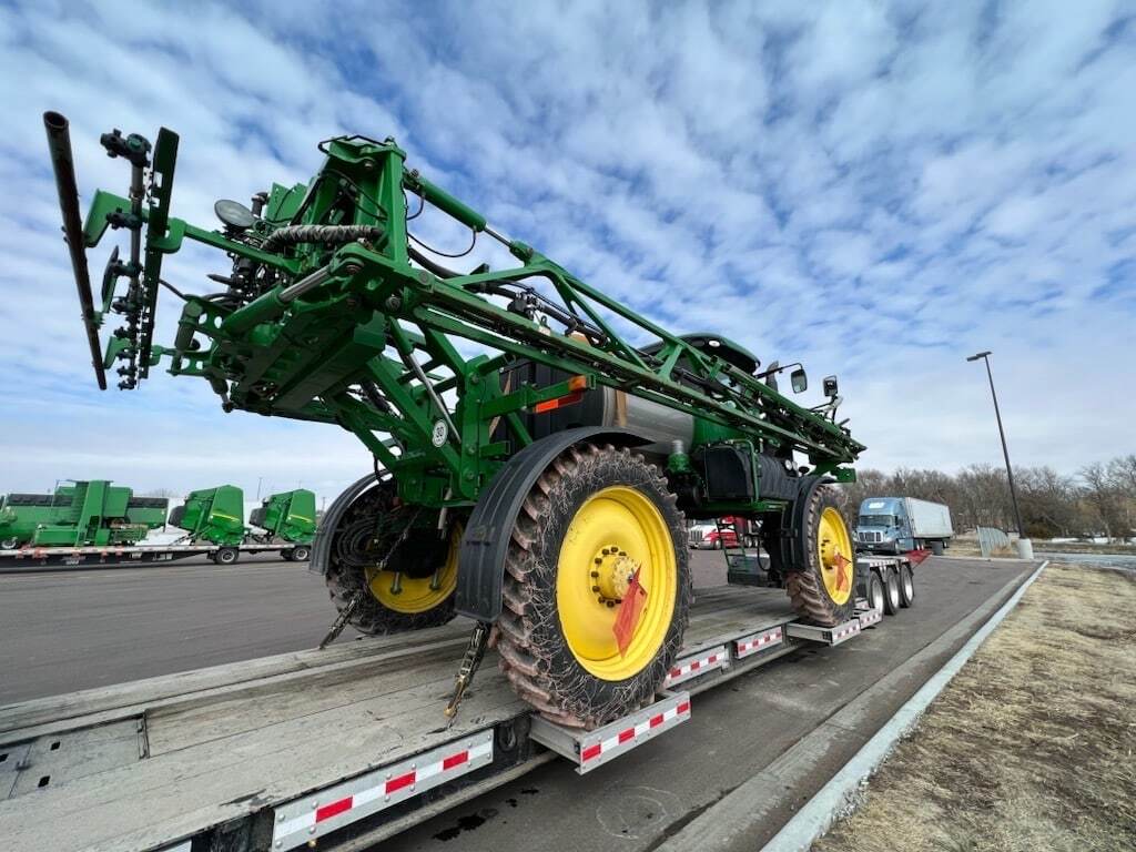 John Deere R4030 Sprayer